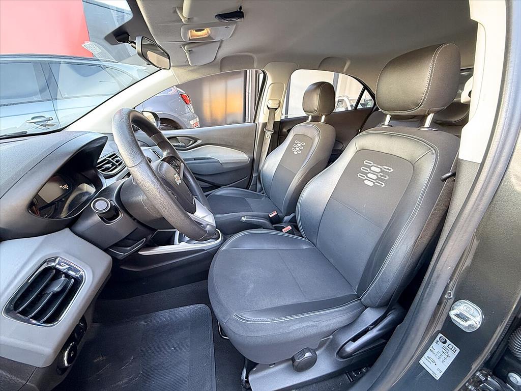 Chevrolet Onix - 1.4 MPFI LT 8V FLEX 4P AUTOMÁTICO