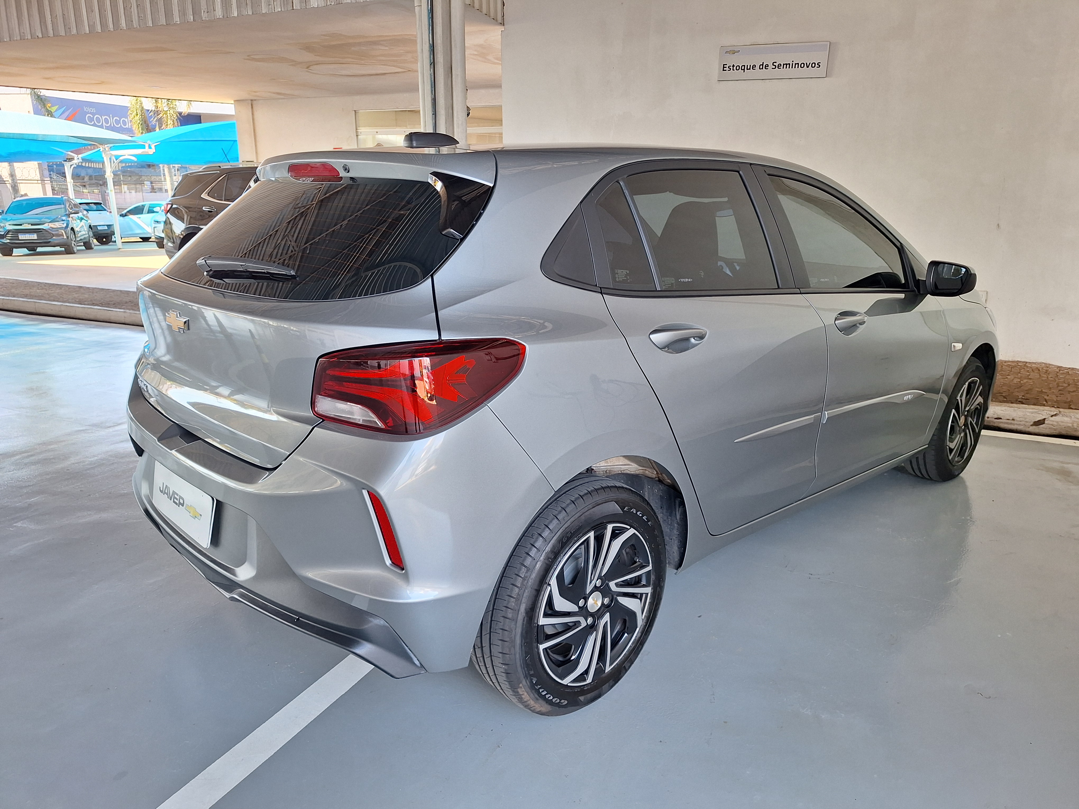 Chevrolet Onix 1.0 Flex Manual - foto 8