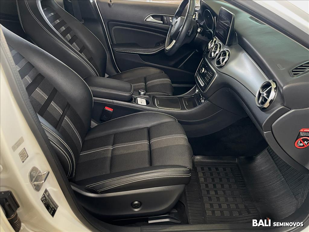 GLA 200 1.6 CGI FLEX ADVANCE 7G-DCT11