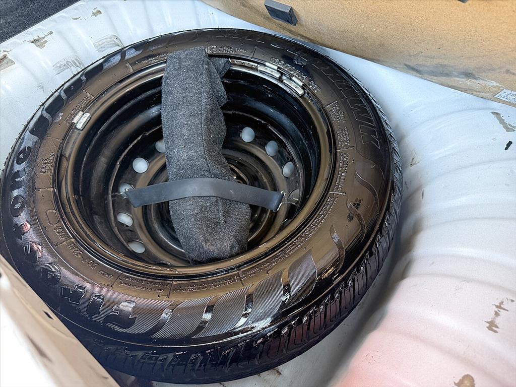 Nissan March - 1.6 SV 16V FLEXSTART 4P XTRONIC