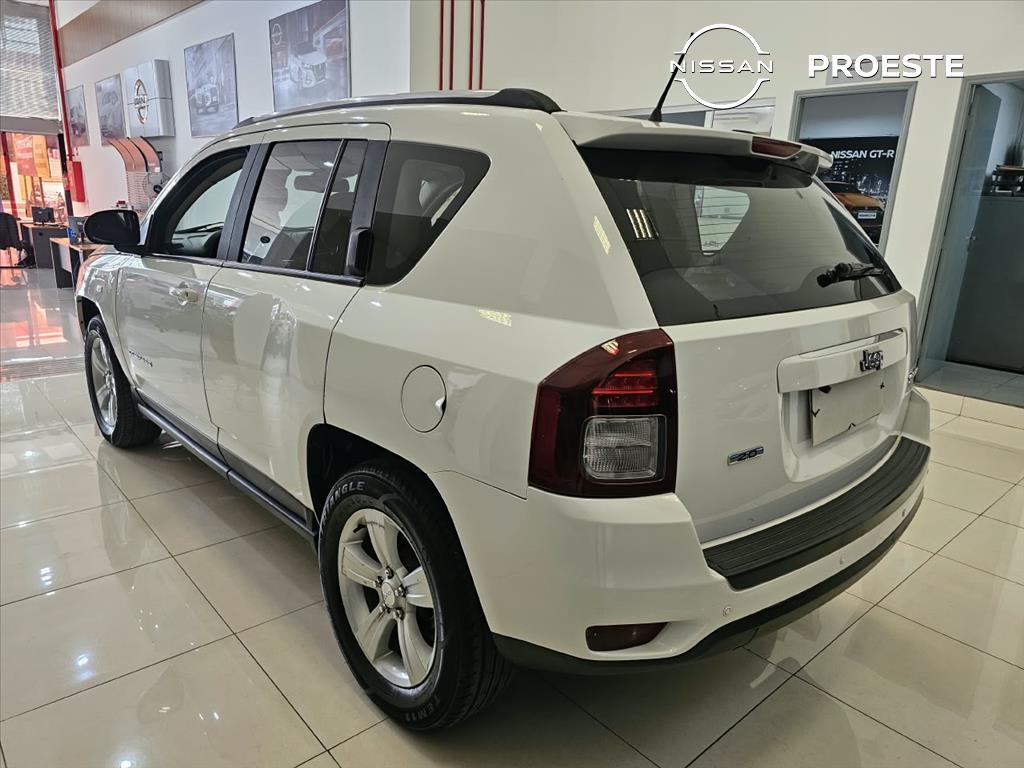 COMPASS 2.0 SPORT 4X2 16V GASOLINA 4P AUTOMÁTICO4