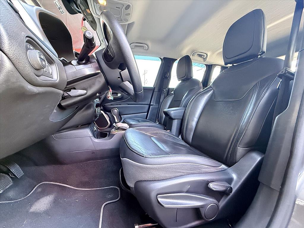 Jeep Renegade - 1.8 16V FLEX LONGITUDE 4P AUTOMÁTICO