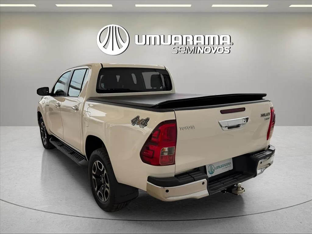 HILUX 2.8 D-4D TURBO DIESEL CD SRV 4X4 AUTOMÁTICO4