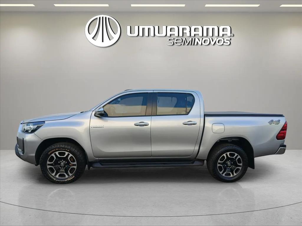 HILUX 2.8 D-4D TURBO DIESEL CD SRV 4X4 AUTOMÁTICO6