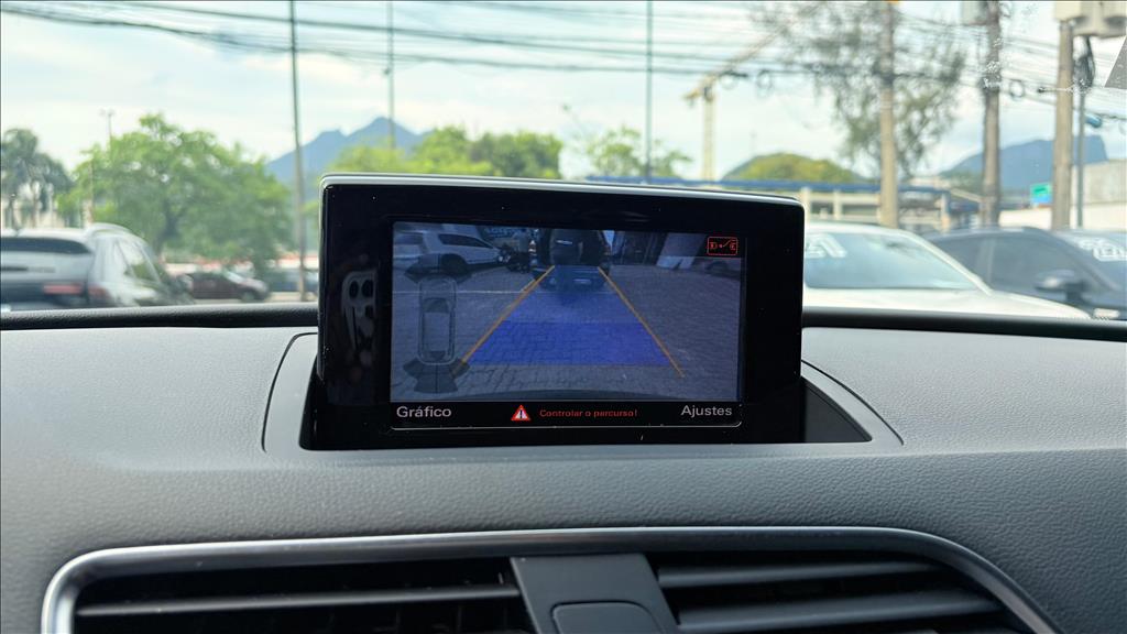 Q3 1.4 TFSI AMBIENTE FLEX 4P S TRONIC7