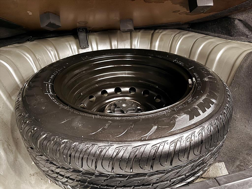 Nissan Versa - 1.6 16V FLEX SV 4P XTRONIC