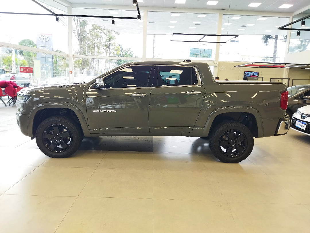 RAMPAGE 2.0 TURBO DIESEL LARAMIE 4X4 AUTOMÁTICO3