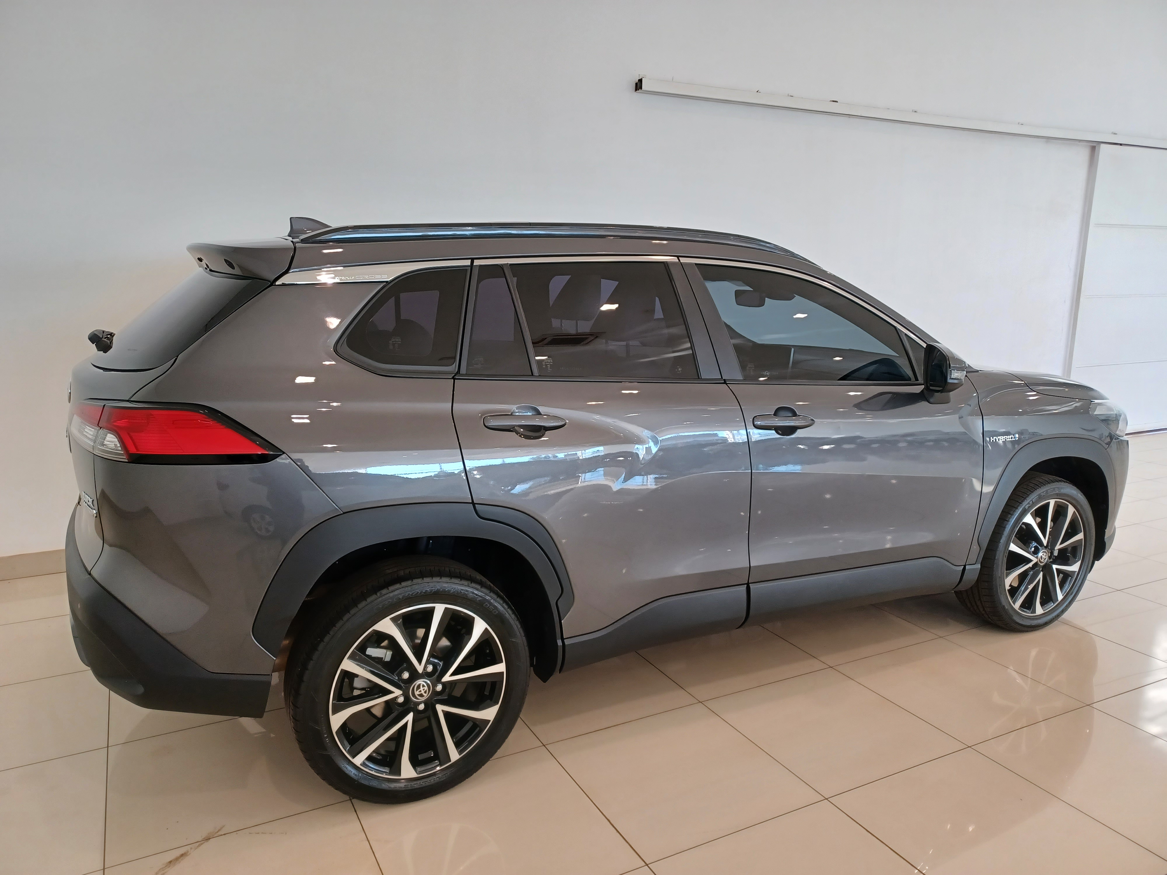 Toyota-COROLLA CROSS-1.8 VVT-I HYBRID FLEX XRX CVT