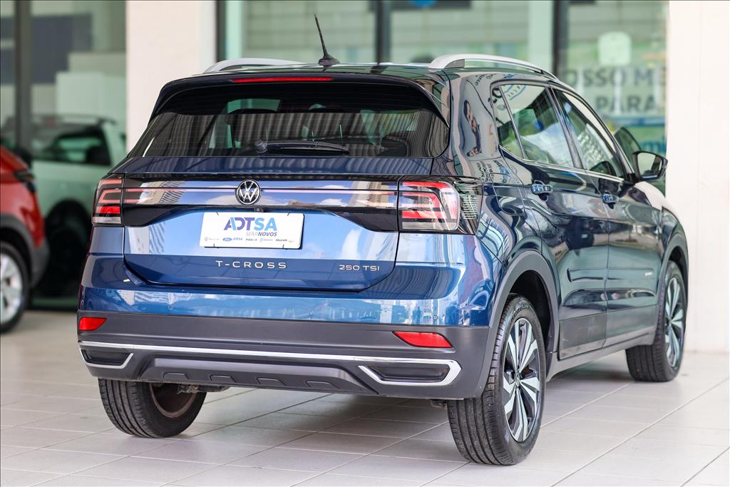 VOLKSWAGEN T-CROSS 1.4 250 TSI TOTAL FLEX HIGHLINE AUTOMÁTICO