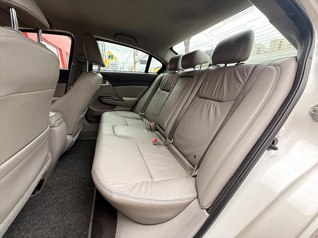 Honda Civic - 1.8 LXL 16V FLEX 4P AUTOMÁTICO