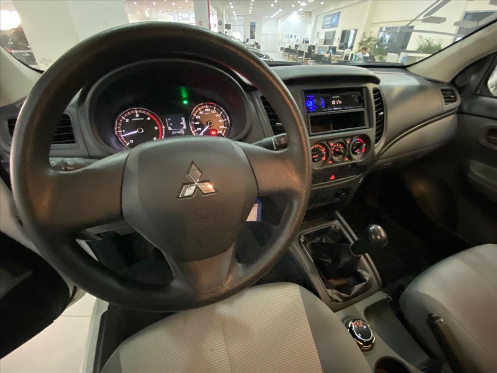 L200 TRITON 2.4 16V TURBO DIESEL GL CD 4X4 MANUAL9