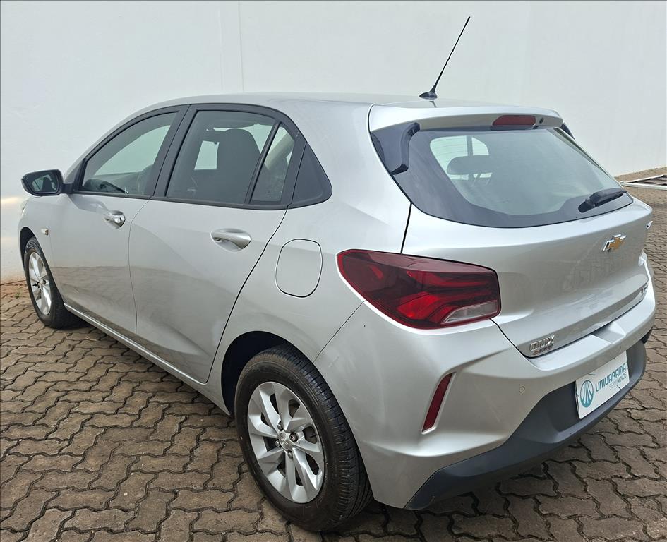 ONIX 1.0 TURBO FLEX LTZ AUTOMÁTICO5