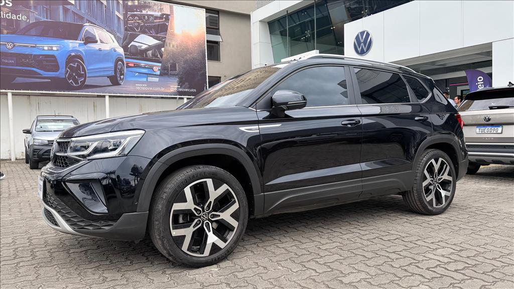 TAOS 1.4 250 TSI TOTAL FLEX HIGHLINE AUTOMÁTICO1