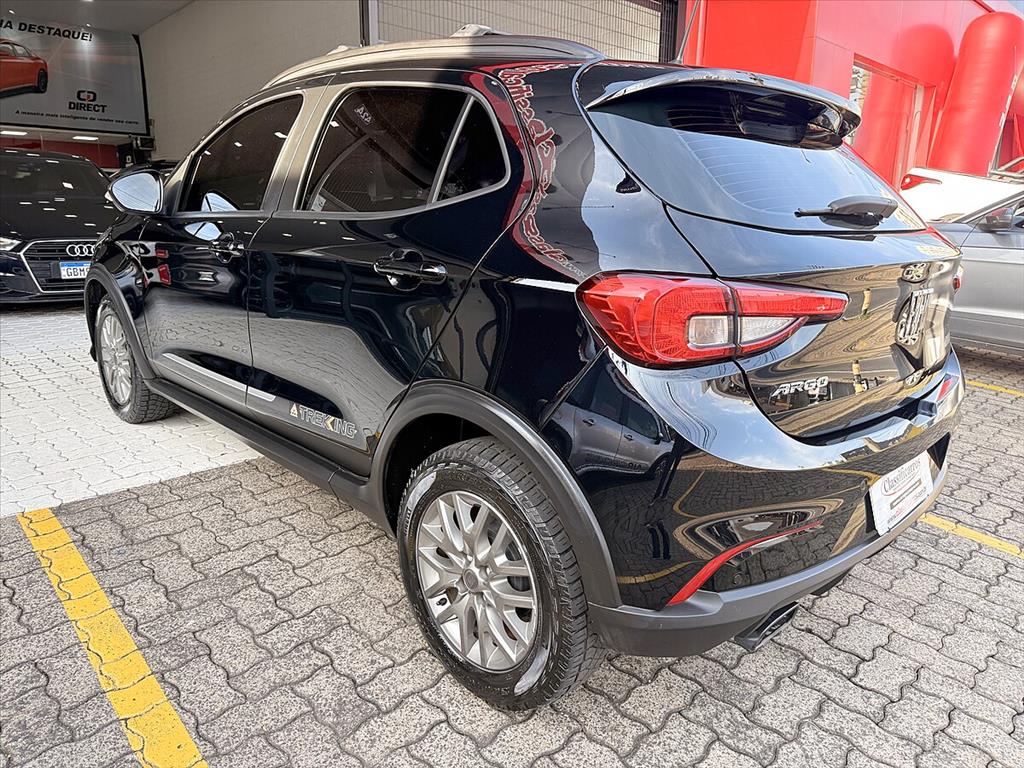 Fiat Argo - 1.8 E.TORQ FLEX TREKKING AT6