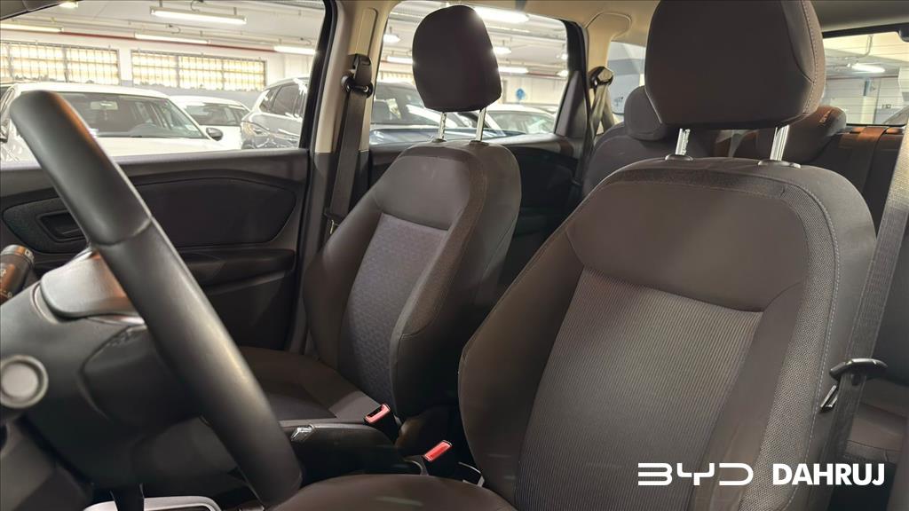 SPIN 1.8 LT 8V FLEX 4P MANUAL8