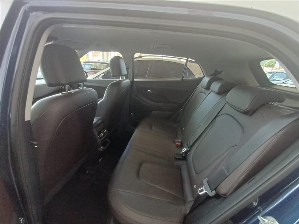 Hyundai-CRETA-1.0 TGDI FLEX PLATINUM AUTOMÁTICO
