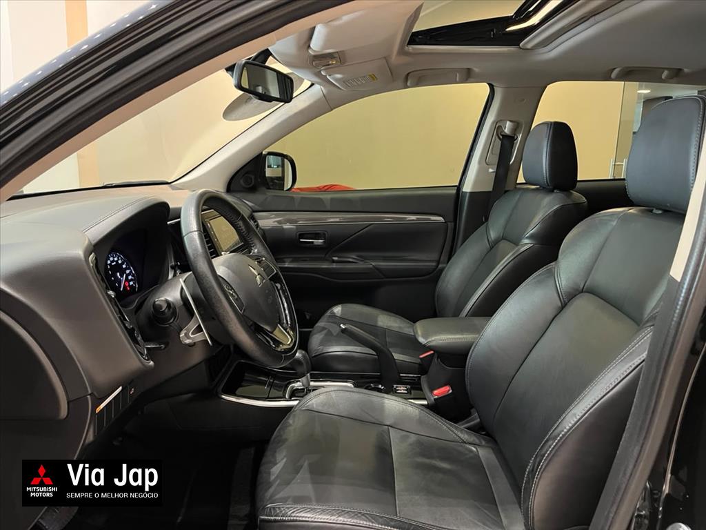 Mitsubishi-OUTLANDER-2.0 MIVEC GASOLINA HPE AUTOMÁTICO