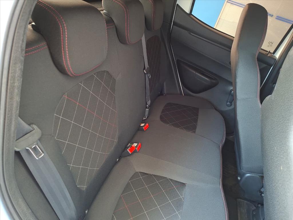 KWID 1.0 12V SCE FLEX ZEN MANUAL11