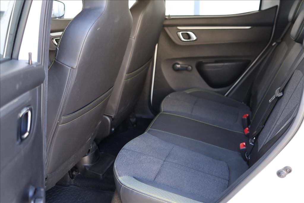 RENAULT KWID 1.0 12V SCE FLEX OUTSIDER MANUAL