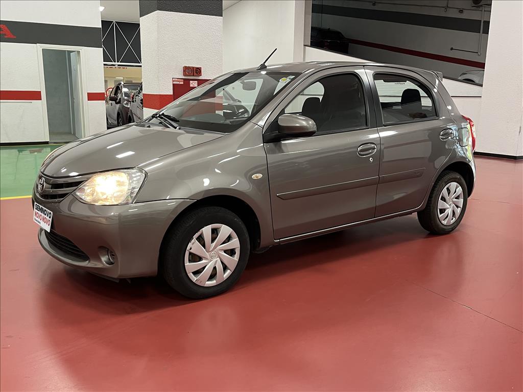 ETIOS 1.5 XS 16V FLEX 4P AUTOMÁTICO2