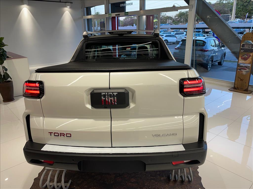 TORO 1.3 TURBO 270 FLEX VOLCANO AT62