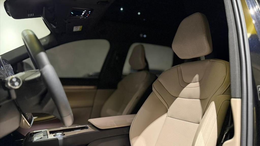 EX90 P8 RECHARGE TWIN ELECTRIC PERFORMANCE ULTRA AWD8