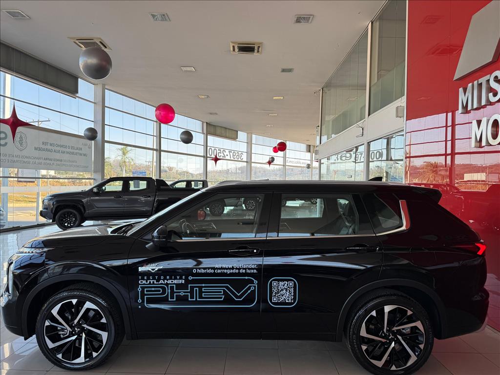Mitsubishi-OUTLANDER-2.4 PHEV SIGNATURE S-AWC DHT