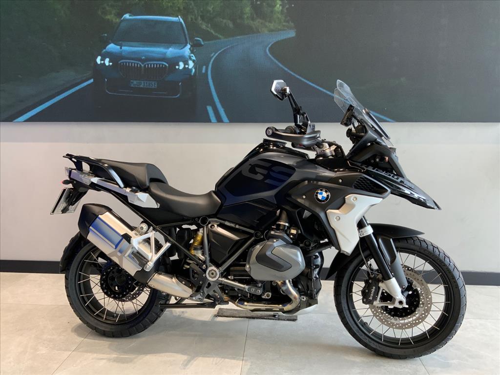 1250 GS PREMIUM TRIPLE BLACK