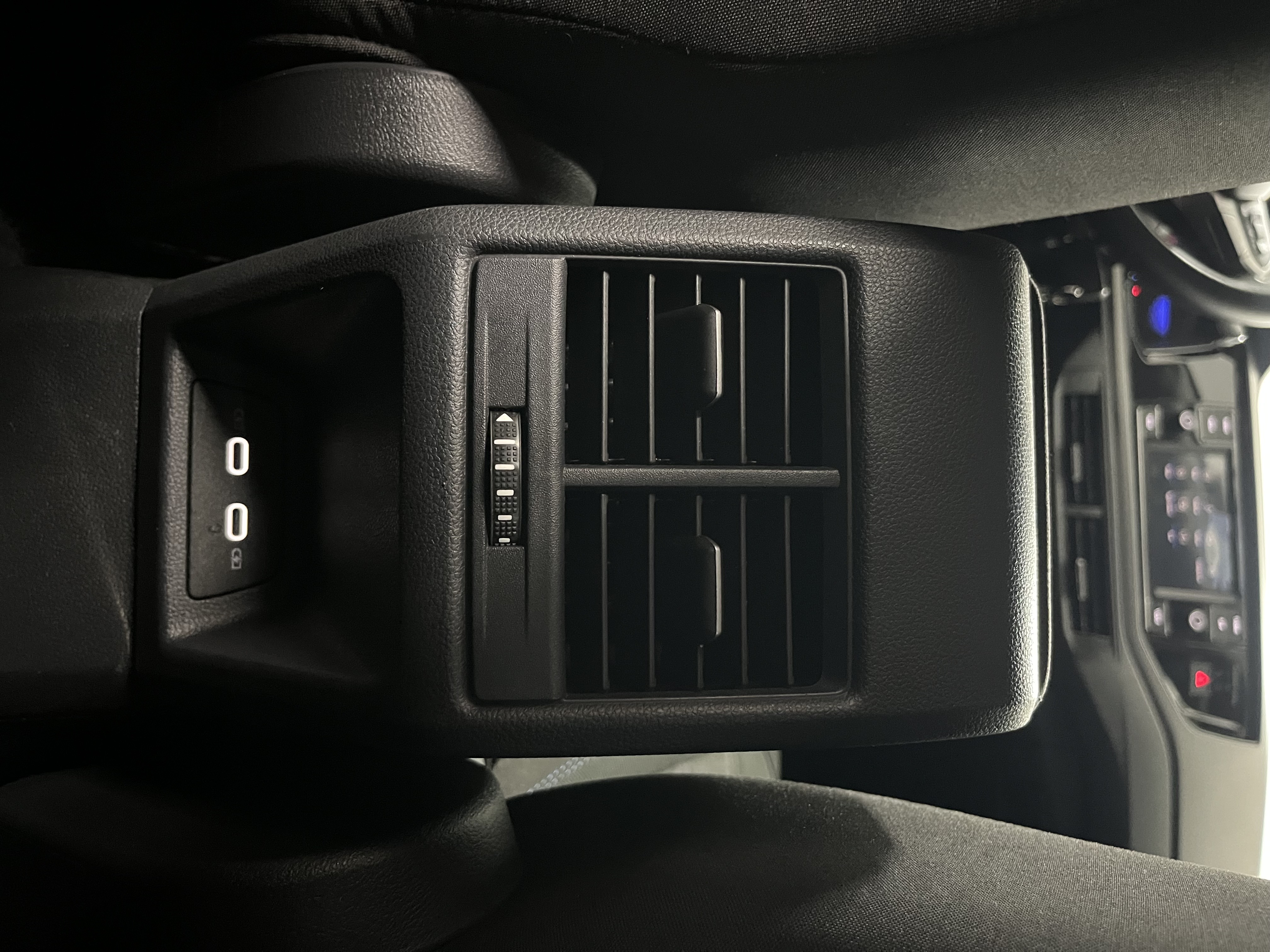 NIVUS 1.0 200 TSI TOTAL FLEX COMFORTLINE AUTOMÁTICO11