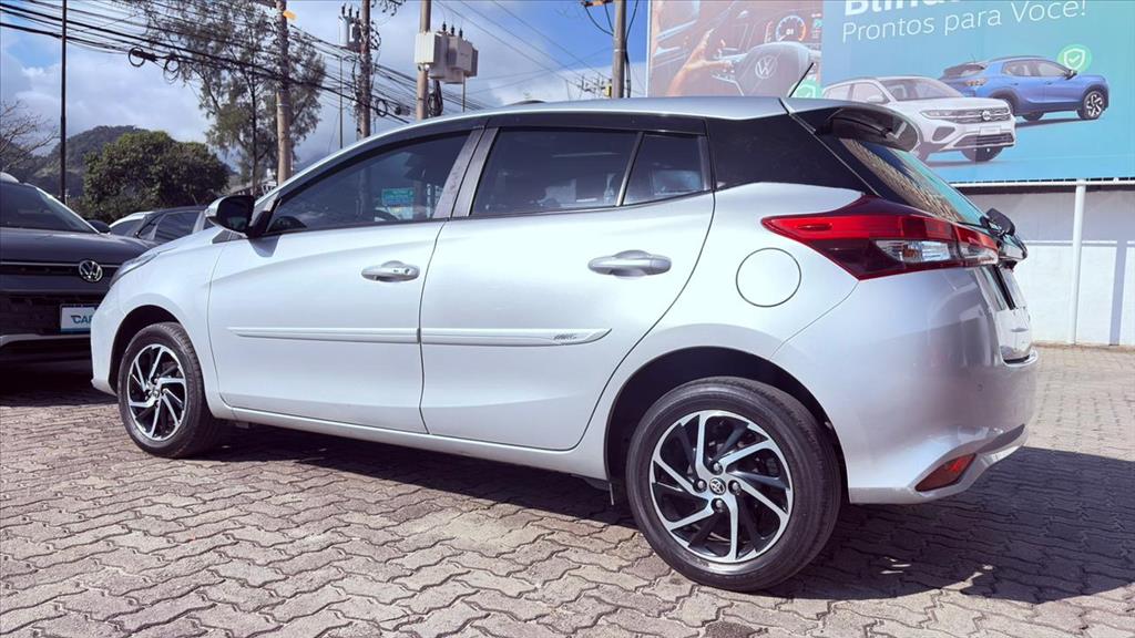 YARIS 1.5 16V FLEX XLS CONNECT MULTIDRIVE2