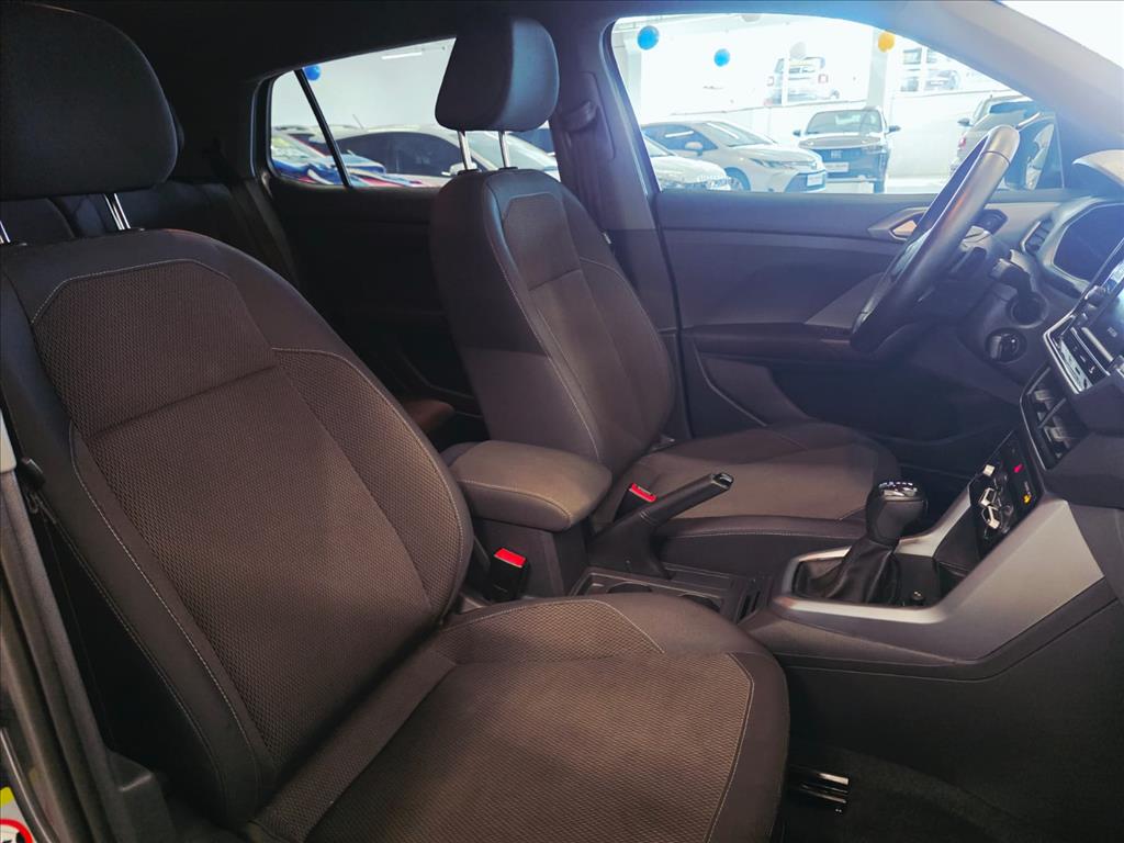 T-CROSS 1.0 200 TSI TOTAL FLEX AUTOMÁTICO10