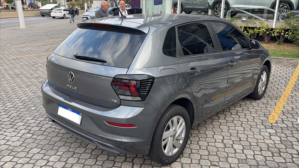 Volkswagen-POLO-1.0 170 TSI MANUAL