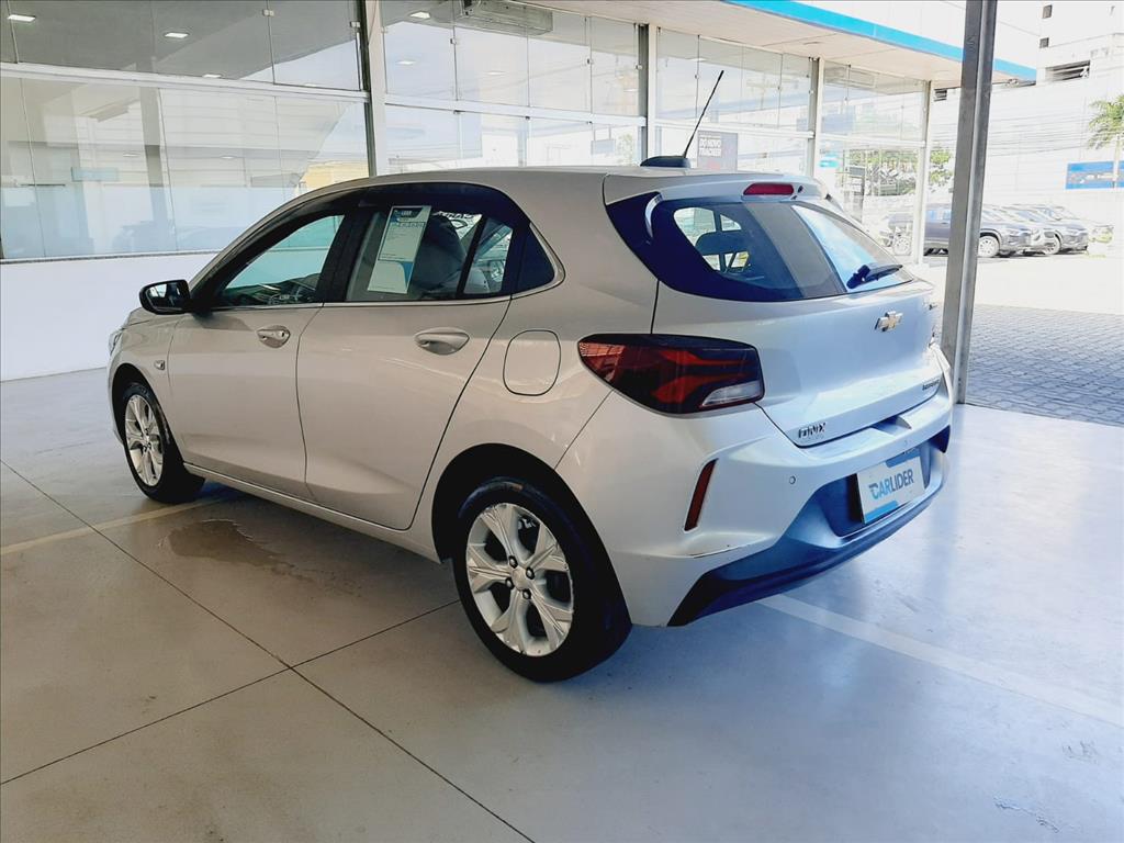 ONIX 1.0 TURBO FLEX AUTOMÁTICO3