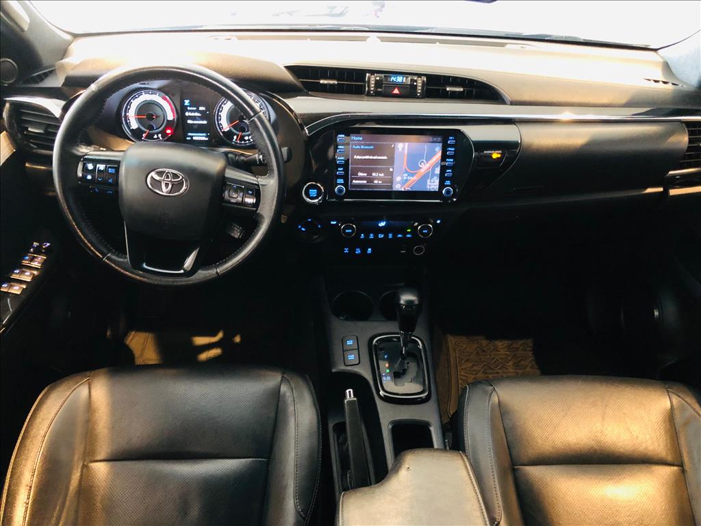 HILUX 2.8 SRX 4X4 CD 16V DIESEL 4P AUTOMÁTICO10