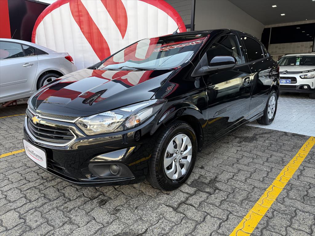 Chevrolet Onix - 1.0 MPFI LT 8V FLEX 4P MANUAL