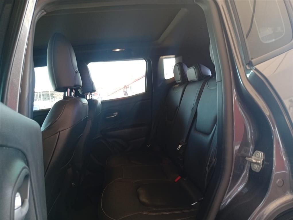 RENEGADE 1.3 T270 TURBO FLEX S 4X4 AT94