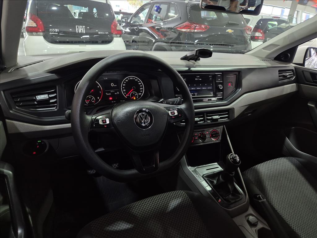 VOLKSWAGEN POLO 1.6 MSI TOTAL FLEX MANUAL — foto 18