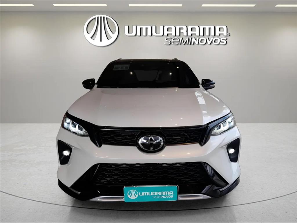 HILUX SW4 2.8 D-4D TURBO DIESEL DIAMOND 7L 4X4 AUTOMÁTICO