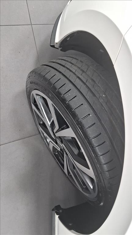 VW - Volkswagen-POLO-1.4 250 TSI GTS AUTOMÁTICO