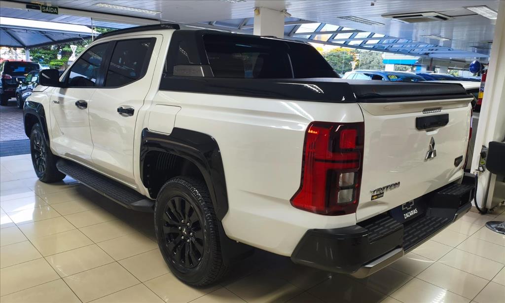 TRITON 2.4 BITURBO DIESEL CD KATANA 4X4 AUTOMÁTICO5