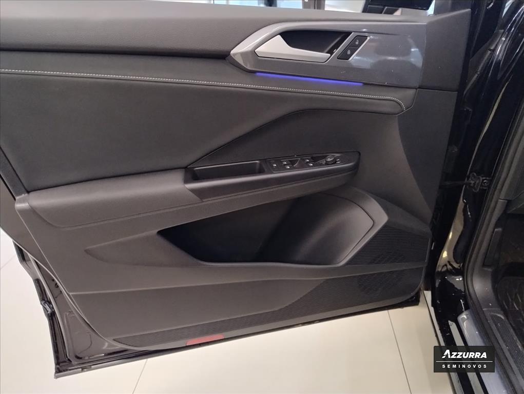 TAOS 1.4 250 TSI TOTAL FLEX HIGHLINE AUTOMÁTICO17