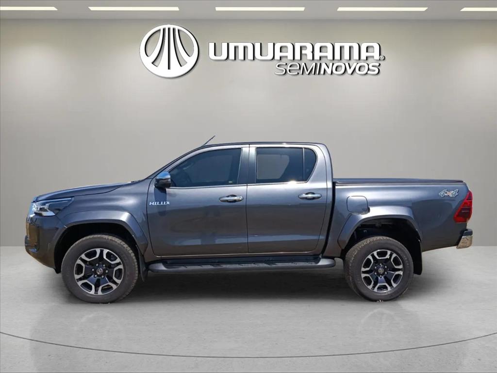 HILUX 2.8 D-4D TURBO DIESEL CD SRX 4X4 AUTOMÁTICO6