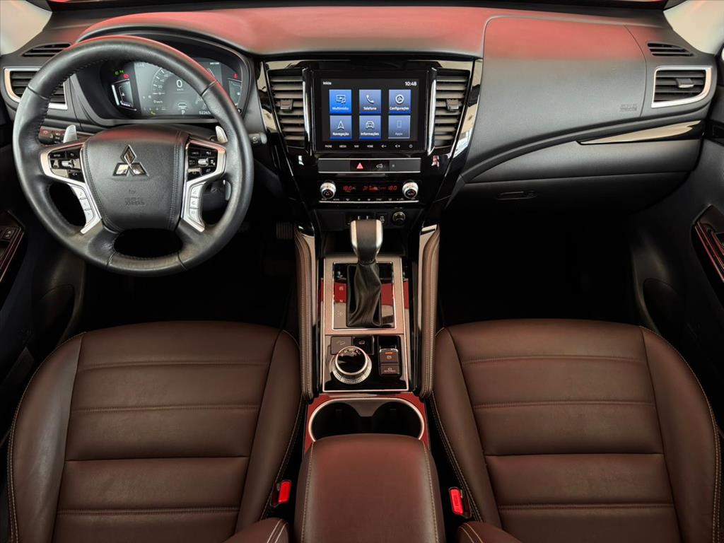 Mitsubishi-PAJERO SPORT-2.4 16V MIVEC TURBO DIESEL LEGEND BLACK AWD AUTOMÁTICO