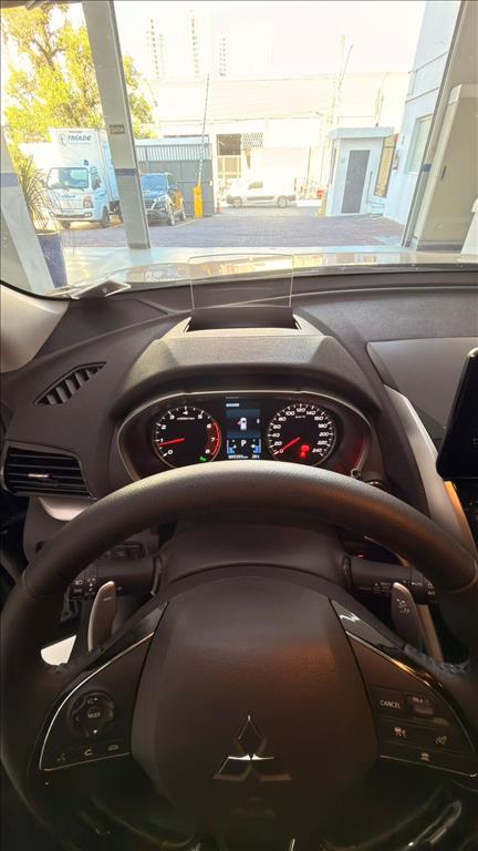 Mitsubishi-ECLIPSE CROSS-1.5 MIVEC TURBO GASOLINA HPE-S S-AWC CVT