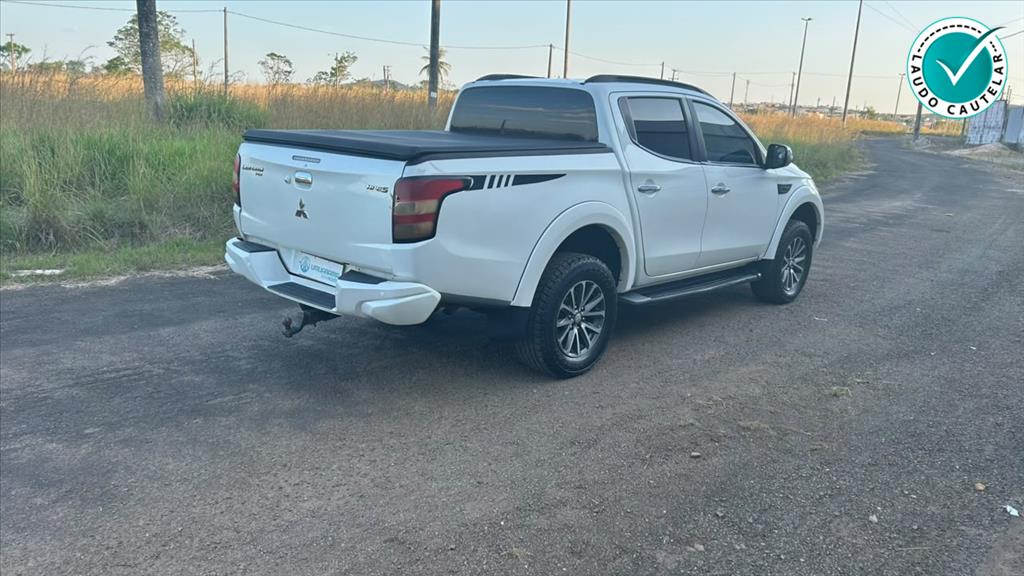 L200 TRITON 2.4 16V TURBO DIESEL SPORT HPE-S CD 4P 4X4 AUTOMÁTICO4