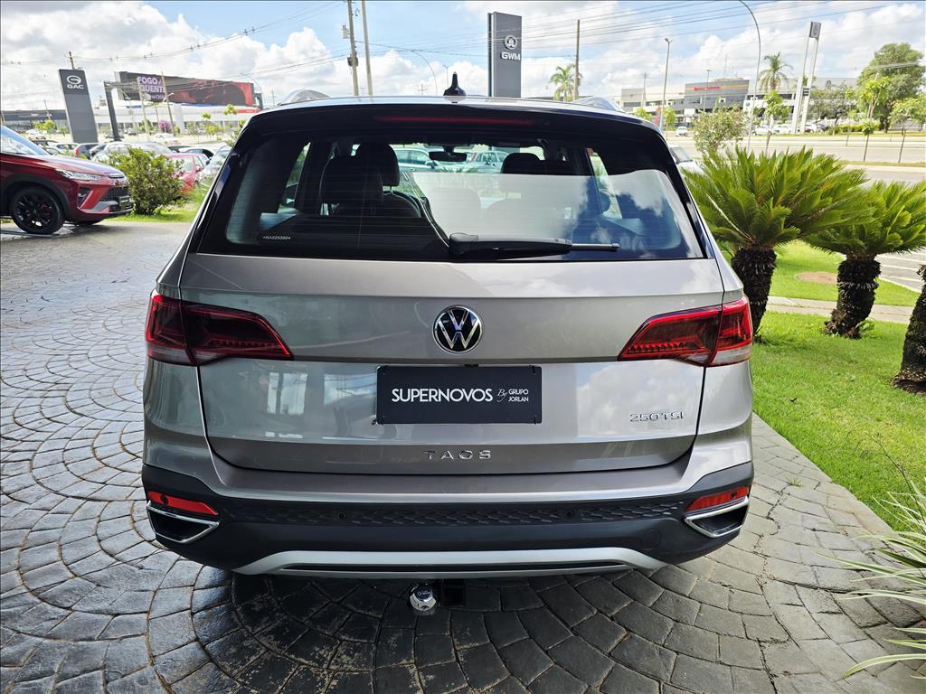 TAOS 1.4 250 TSI TOTAL FLEX HIGHLINE AUTOMÁTICO4