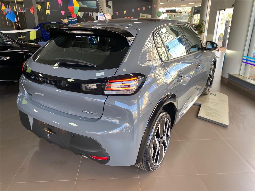 208 1.0 TURBO 200 FLEX GT CVT 208 1.0 TURBO 200 FLEX GT CVT