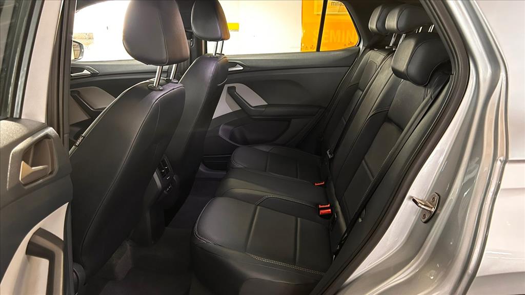 T-CROSS 1.4 250 TSI TOTAL FLEX HIGHLINE AUTOMÁTICO12