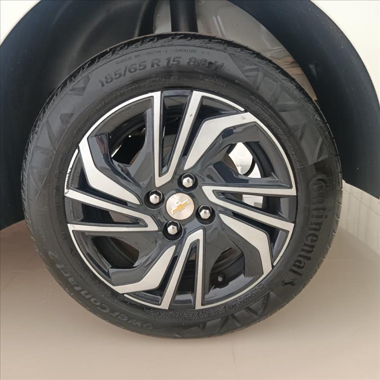 ONIX PLUS 1.0 TURBO FLEX LT AUTOMÁTICO11