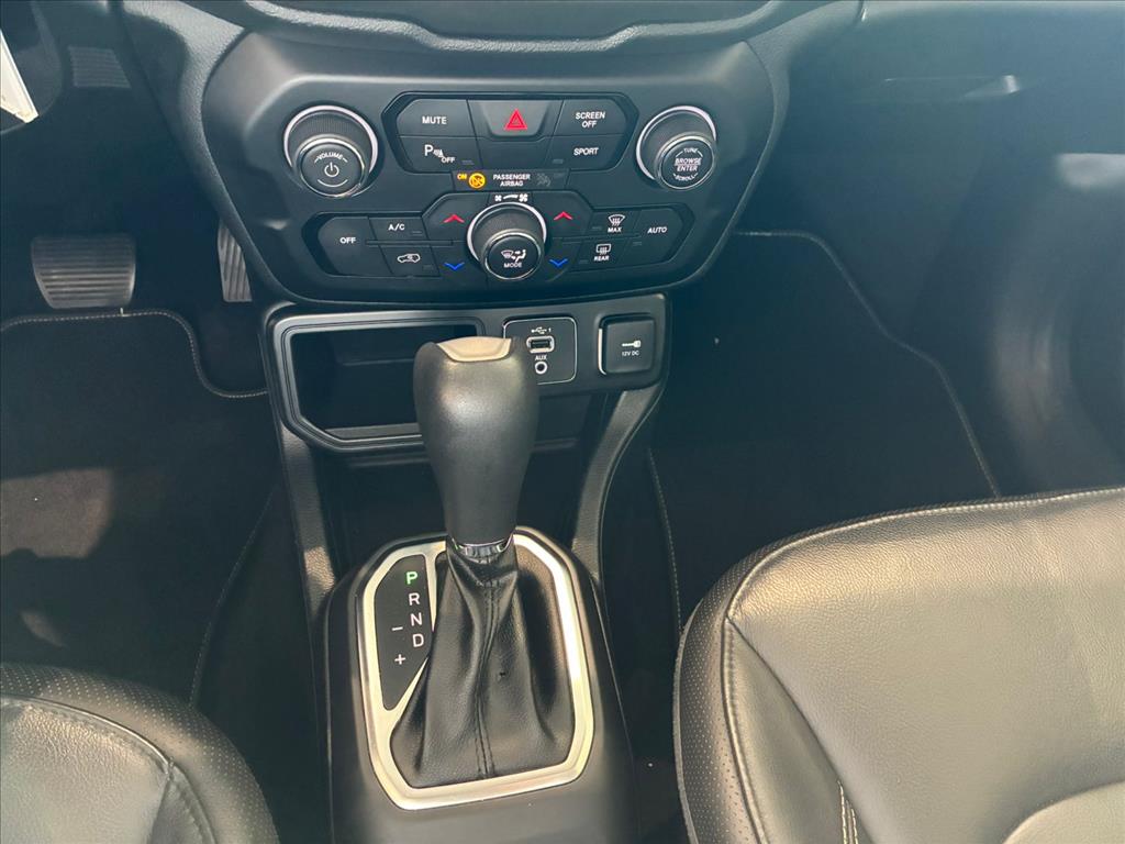 RENEGADE 1.8 16V FLEX LONGITUDE 4P AUTOMÁTICO9